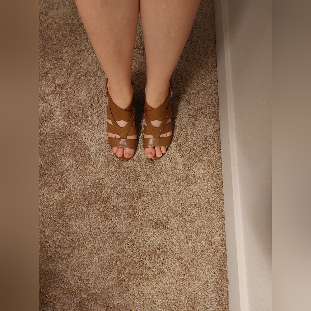 Michael Kors Women's Brown Sandals Size: 7 M